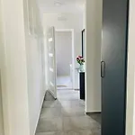 Luxury Sofia 2 Apartment
