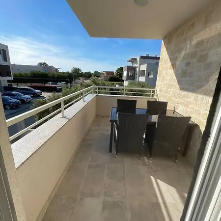 Luxury Sofia 2 Apartment Bibinje
