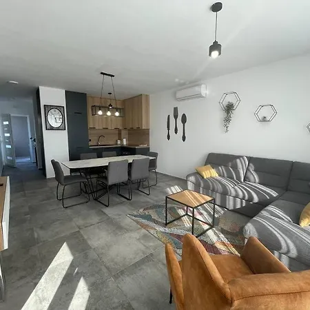 Luxury Sofia 2 Apartment Bibinje