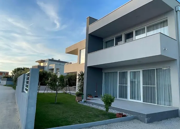 Luxury Sofia 2