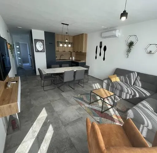 Luxury Sofia 2 Bibinje